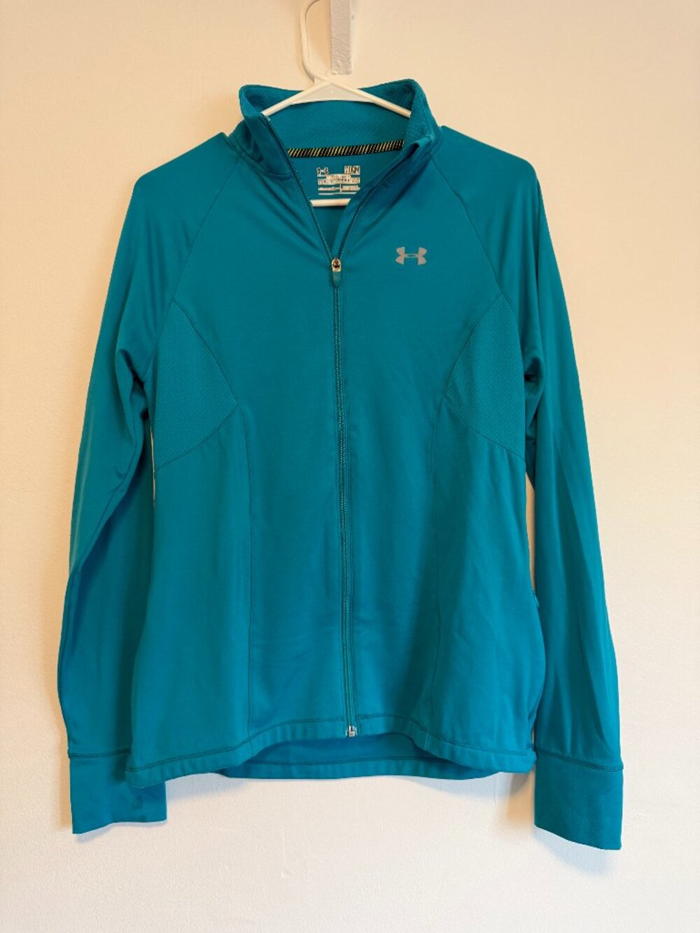 Under Armor Women's Zip-up Sweatshirt - Medium